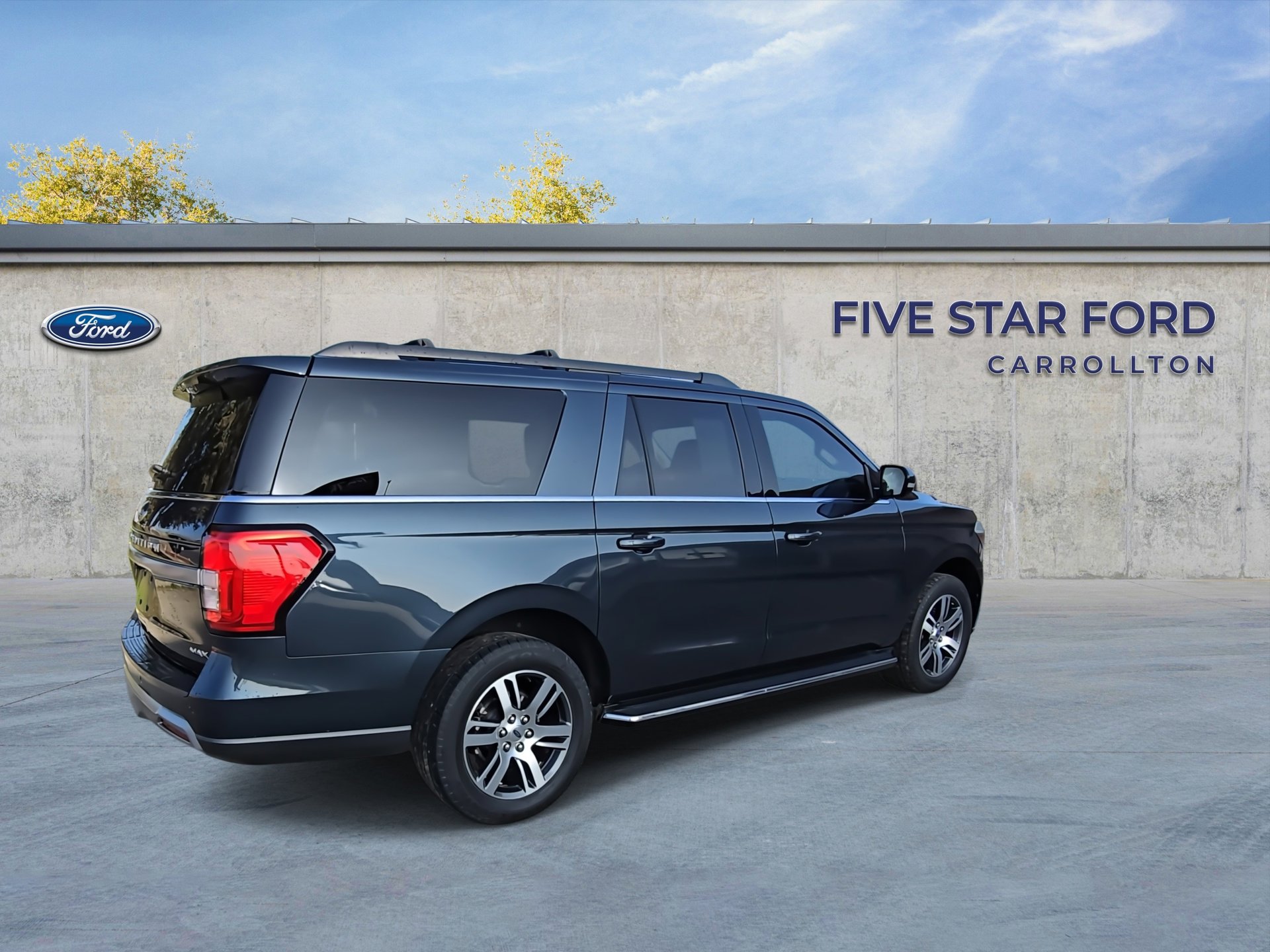 Certified 2022 Ford Expedition Max XLT image 9