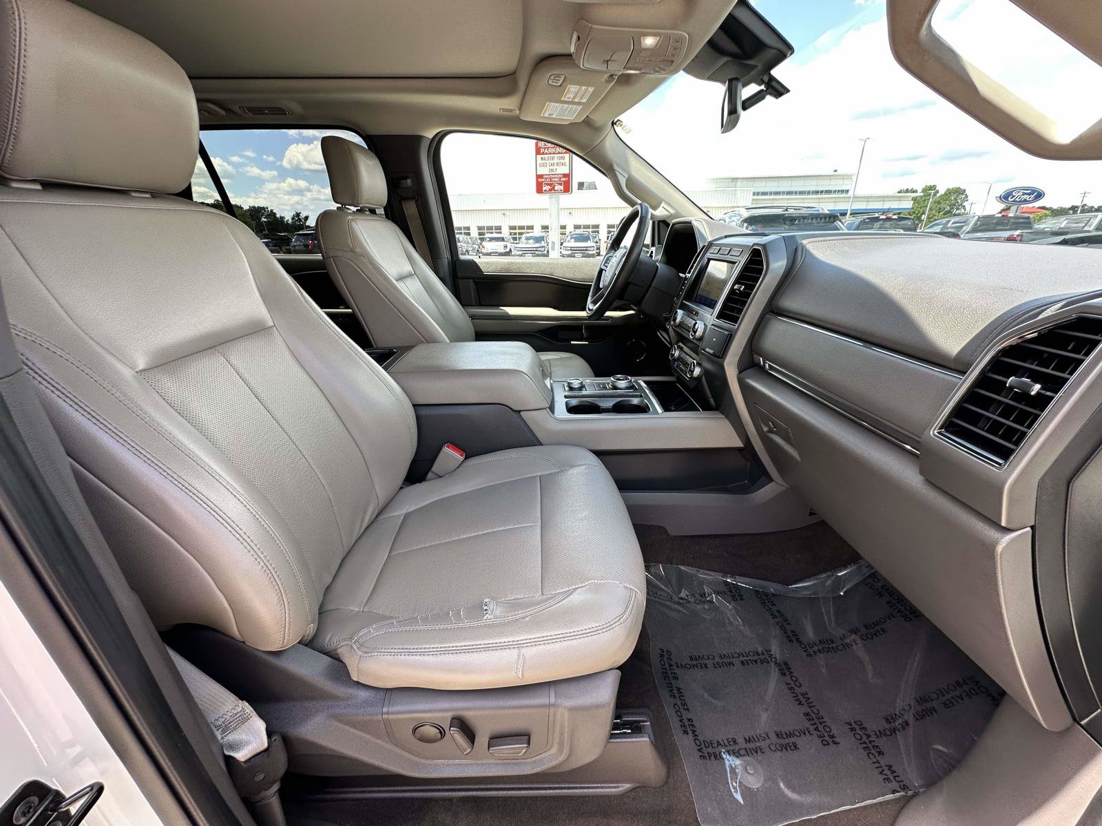 Certified 2020 Ford Expedition XLT w/ Equipment Group 202A AWD/4WD image 21