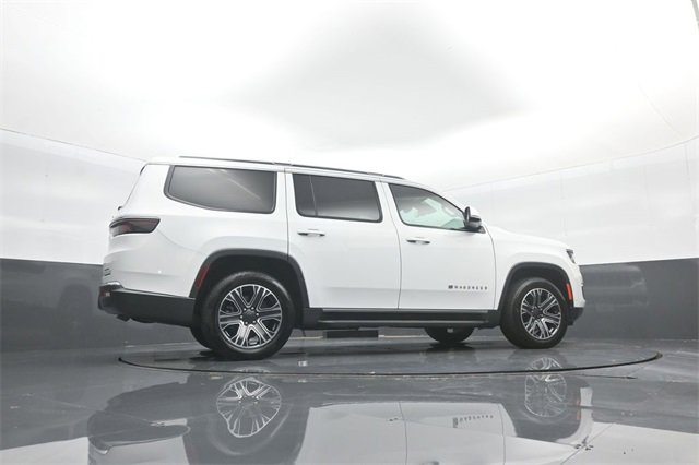 Used 2022 Jeep Wagoneer Series III image 30