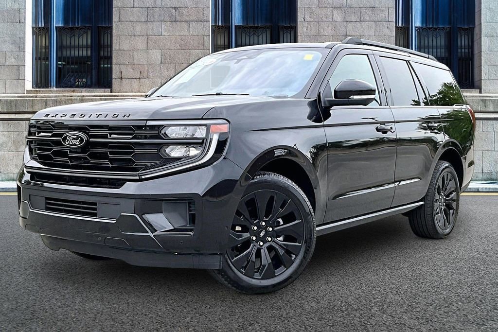 Certified 2025 Ford Expedition Platinum w/ Stealth Appearance Package AWD/4WD image 2