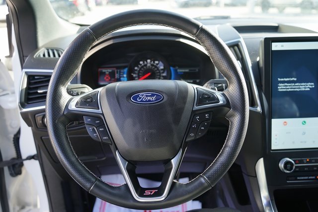 Certified 2023 Ford Edge ST image 20
