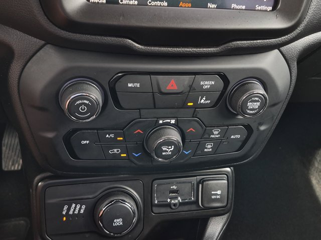 Used 2023 Jeep Renegade Altitude w/ Convenience Group I AWD/4WD image 28