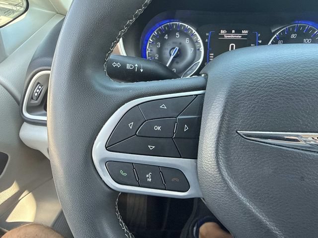 Used 2023 Chrysler Voyager LX FWD image 29
