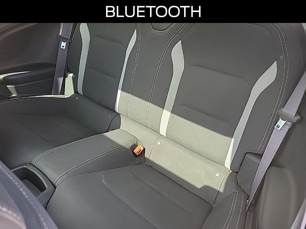 Used 2017 Chevrolet Camaro LT RWD image 11