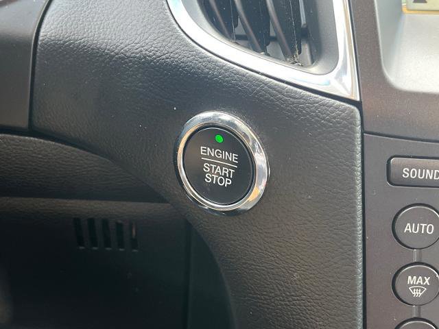 Certified 2018 Ford Edge Titanium w/ Equipment Group 301A image 9