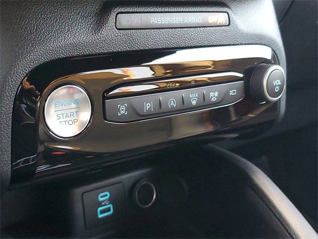 Certified 2023 Ford Escape ST-Line Elite image 24