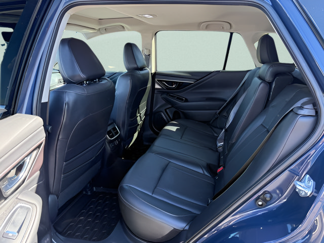 Used 2024 Subaru Outback Limited AWD/4WD image 5