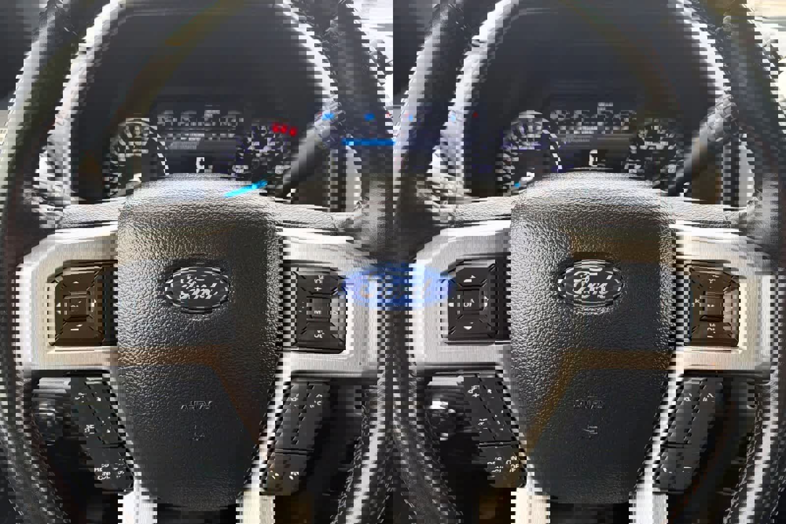 Certified 2021 Ford F250 Platinum image 23