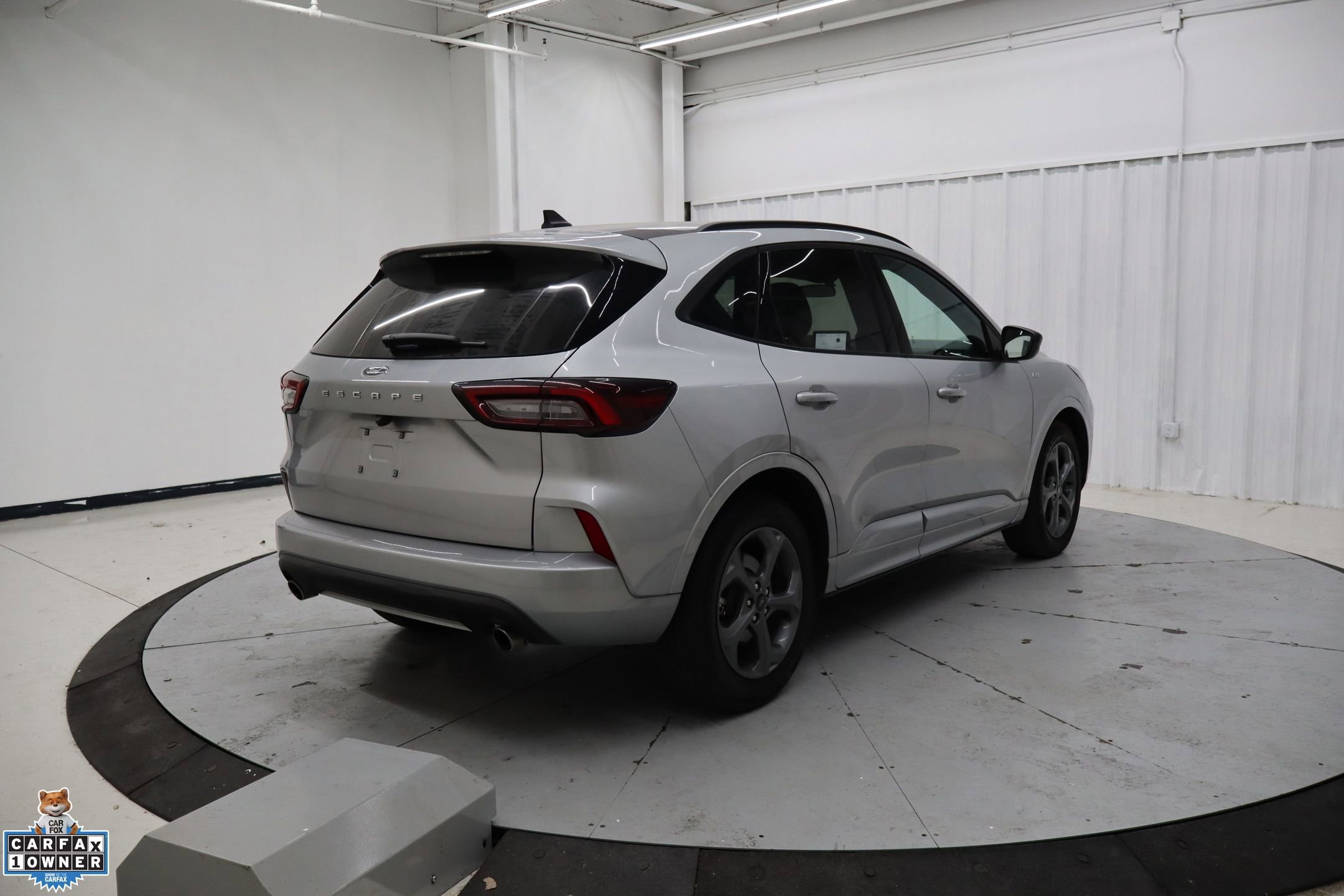 Certified 2024 Ford Escape ST-Line w/ Cold Weather Package image 5