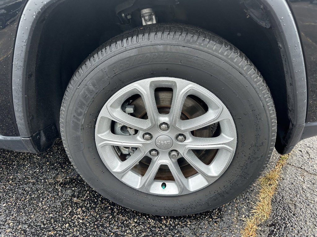 Used 2021 Jeep Grand Cherokee Laredo X image 35