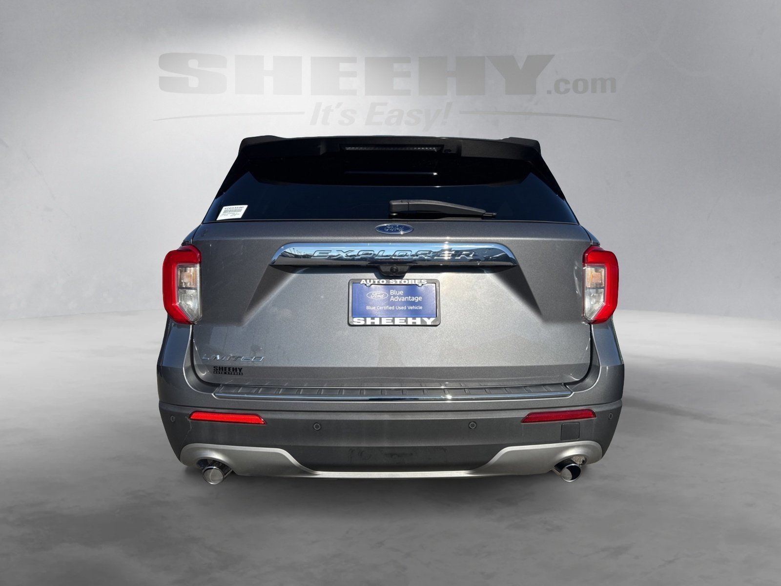 Certified 2022 Ford Explorer Limited w/ Equipment Group 301A image 4