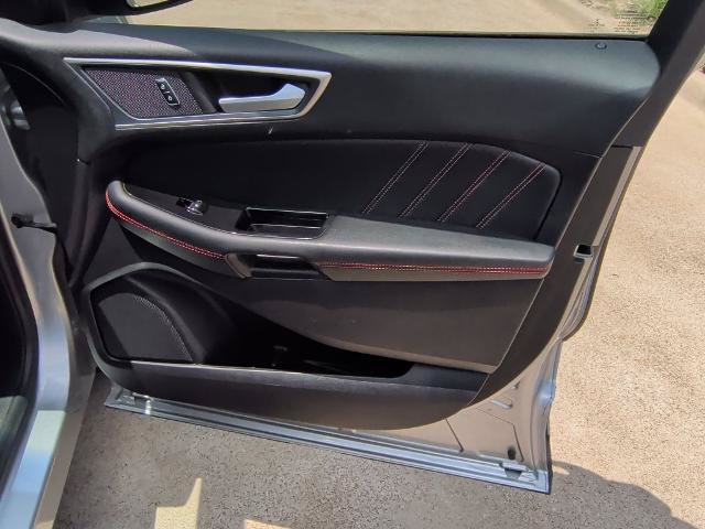 Certified 2020 Ford Edge ST-Line FWD image 18