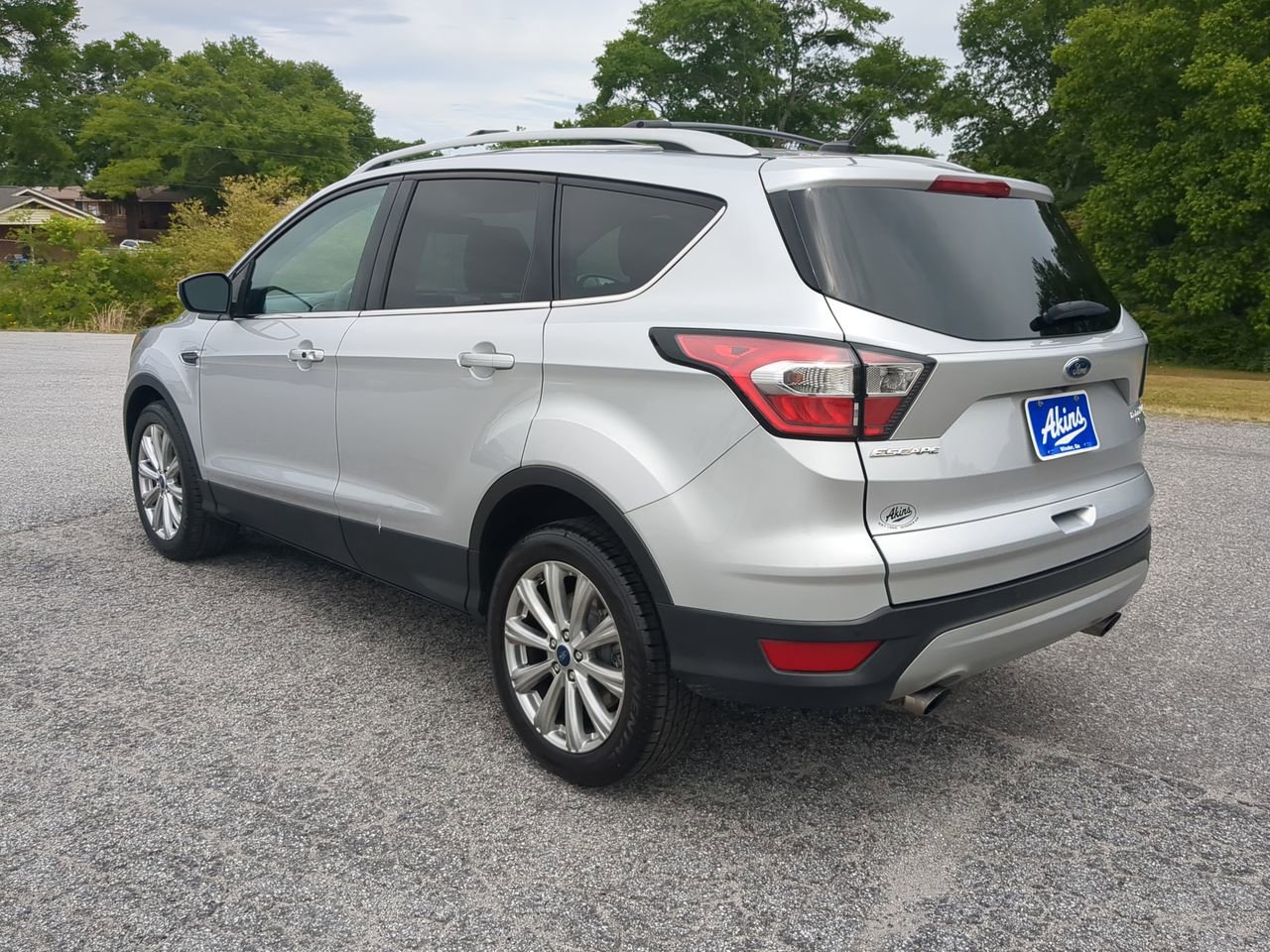 Certified 2017 Ford Escape Titanium FWD image 5