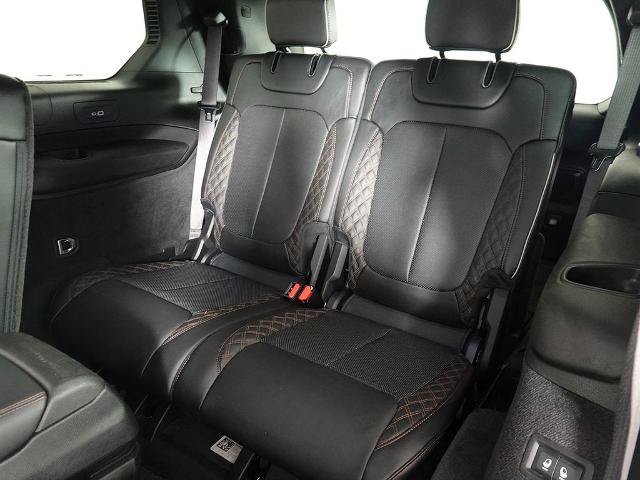 Used 2021 Jeep Grand Cherokee L Summit w/ Luxury Tech Group V AWD/4WD image 16