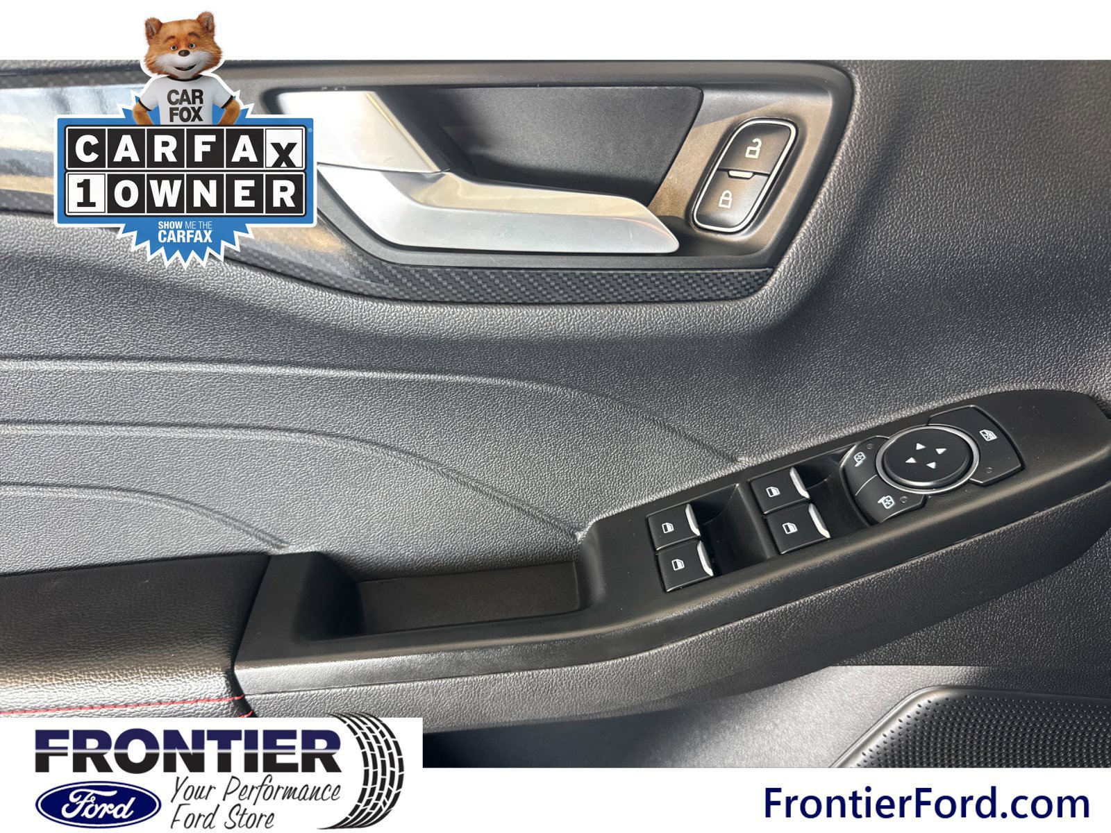 Certified 2025 Ford Escape ST-Line Select AWD/4WD image 12