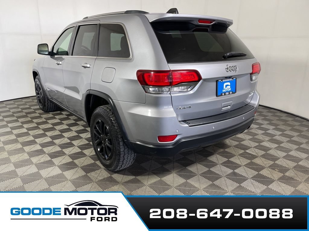 Used 2021 Jeep Grand Cherokee Laredo AWD/4WD image 5