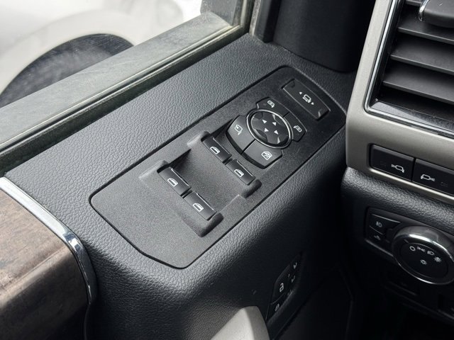 Certified 2022 Ford F250 Lariat w/ Lariat Ultimate Package image 28