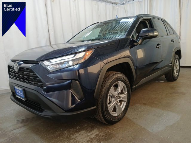 Used 2025 Toyota RAV4 XLE image 1