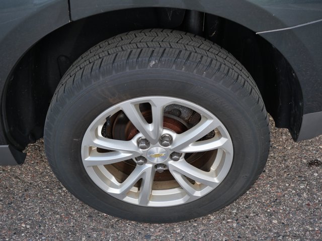 Used 2017 Chevrolet Equinox LT w/ Convenience Package FWD image 8