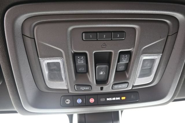 Used 2022 GMC Sierra 2500 Denali w/ Denali Ultimate Package AWD/4WD image 30
