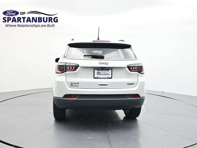 Used 2023 Jeep Compass Latitude AWD/4WD image 6