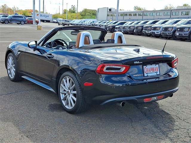 Used 2018 FIAT 124 Spider Lusso w/ Convenience Group image 2