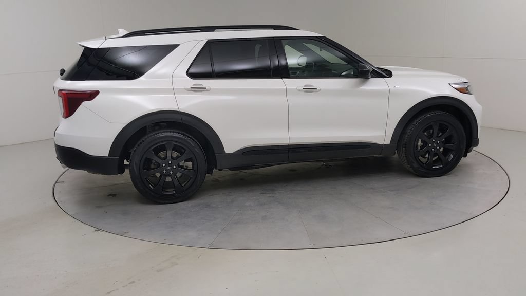 Certified 2023 Ford Explorer ST-Line w/ Class IV Trailer Tow Package AWD/4WD image 13