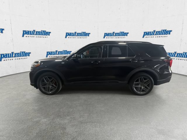 Certified 2025 Ford Explorer ST-Line w/ ST-Line Street Pack AWD/4WD image 4