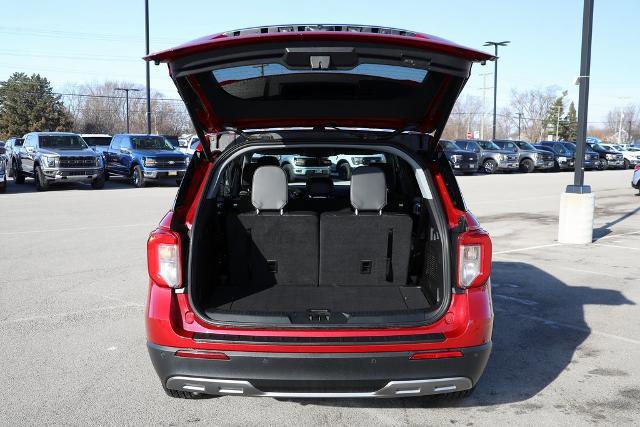 Certified 2021 Ford Explorer XLT w/ Equipment Group 202A image 14