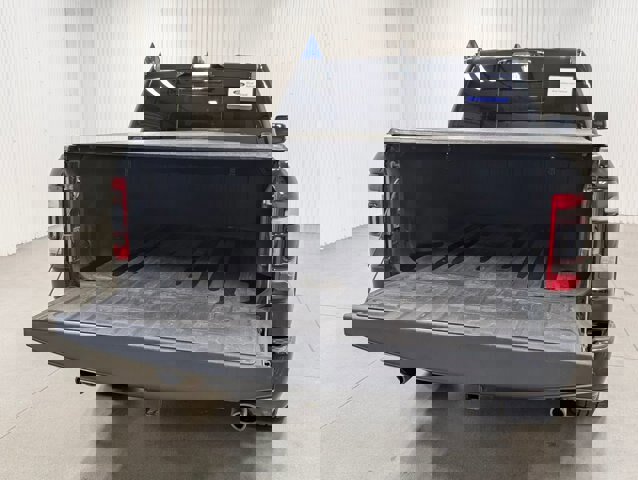 Used 2023 RAM 1500 Limited image 9