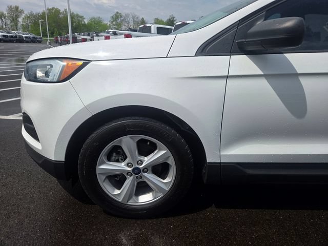 Certified 2019 Ford Edge SE FWD image 16