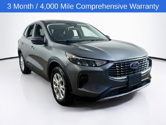 Certified 2025 Ford Escape Active AWD/4WD image 1