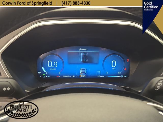 Certified 2024 Ford Escape Platinum AWD/4WD image 28