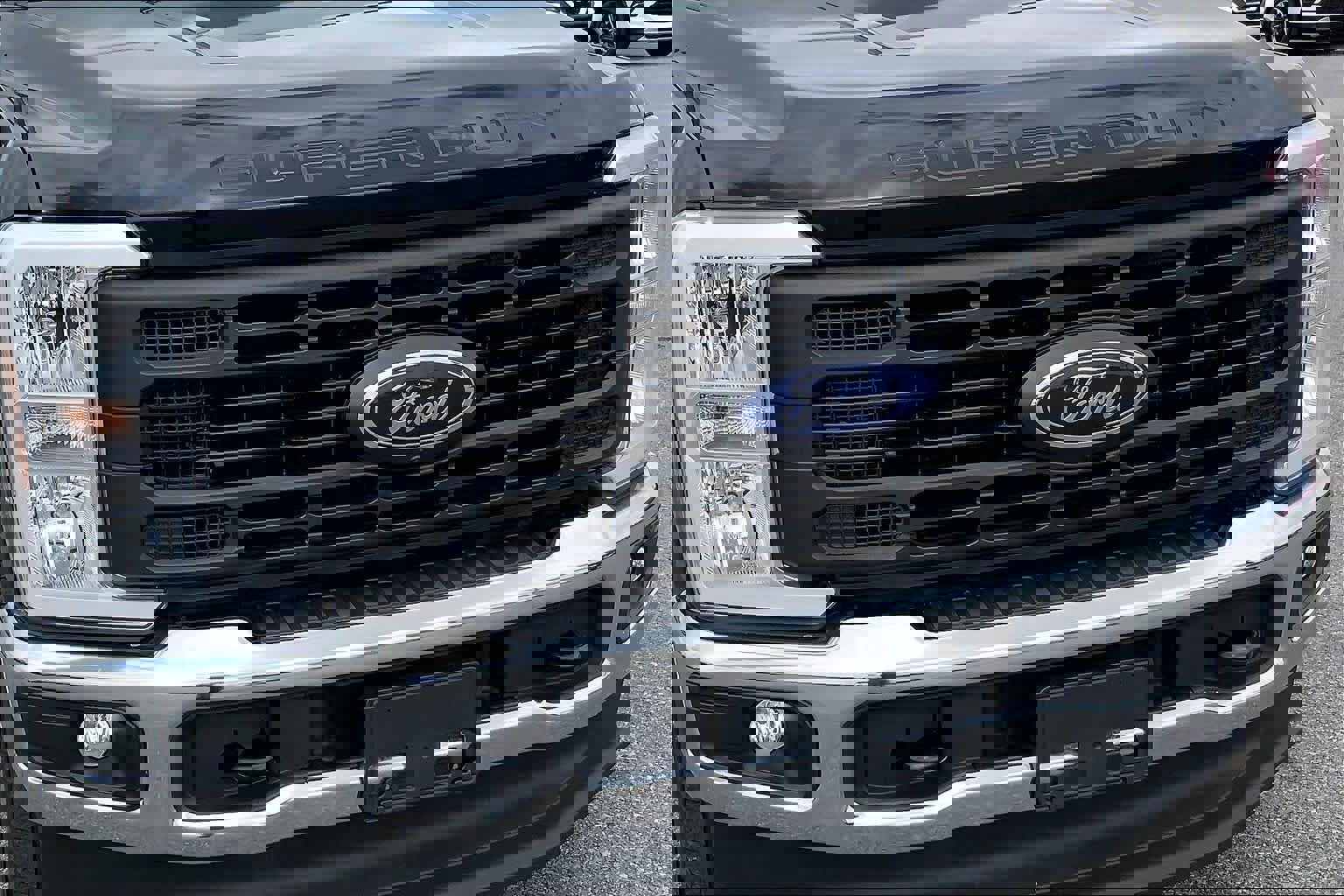 Certified 2025 Ford F350 XL w/ 360-Degree Camera Package image 29