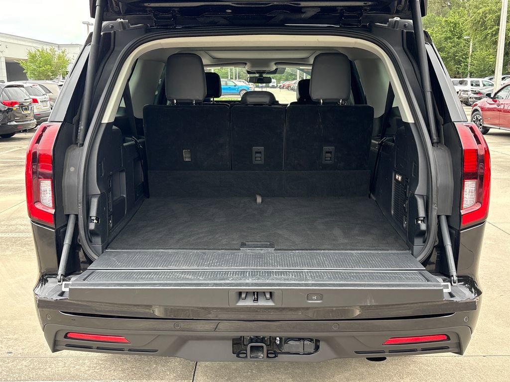 Certified 2025 Ford Expedition Max Active image 33