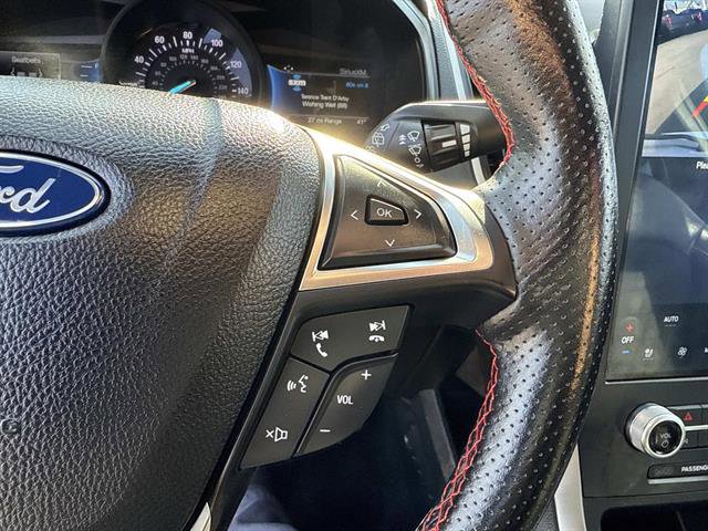 Certified 2022 Ford Edge ST-Line image 28