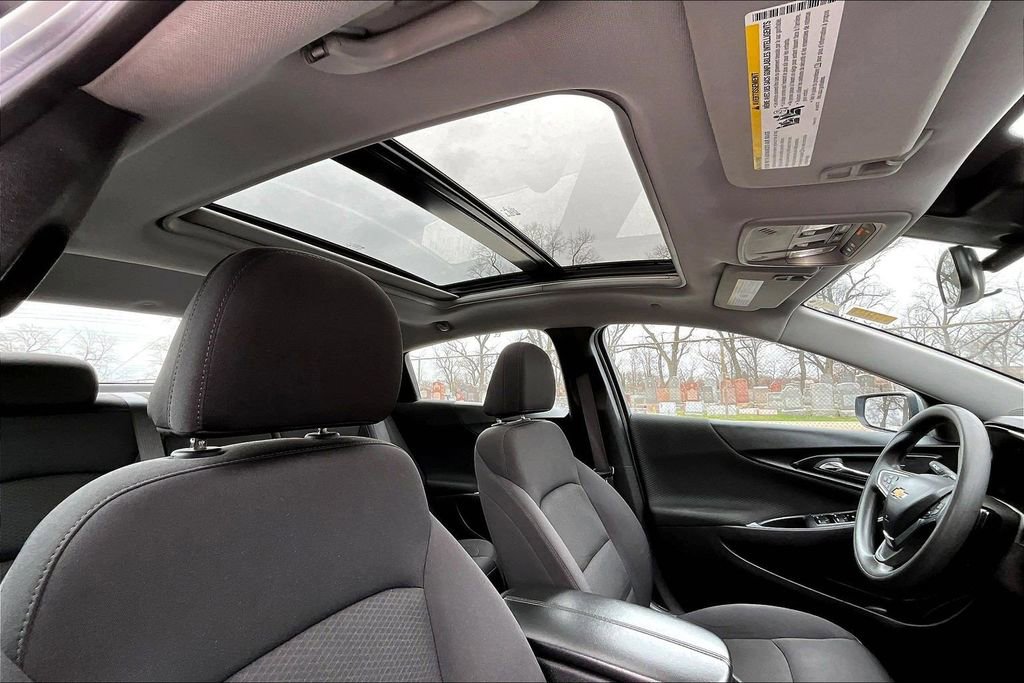 Used 2023 Chevrolet Malibu LT image 21