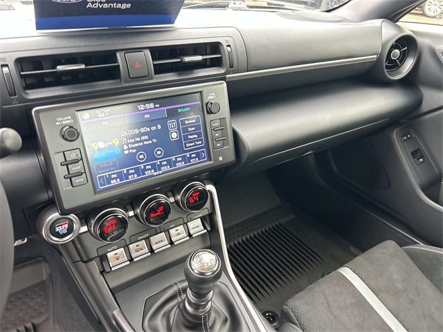 Used 2023 Toyota GR86 Premium image 15