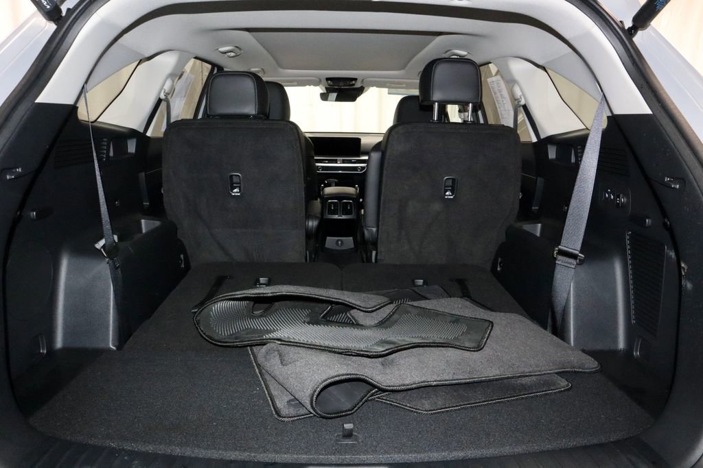 Used 2025 Kia Sorento EX w/ Panoramic Sunroof Package image 15