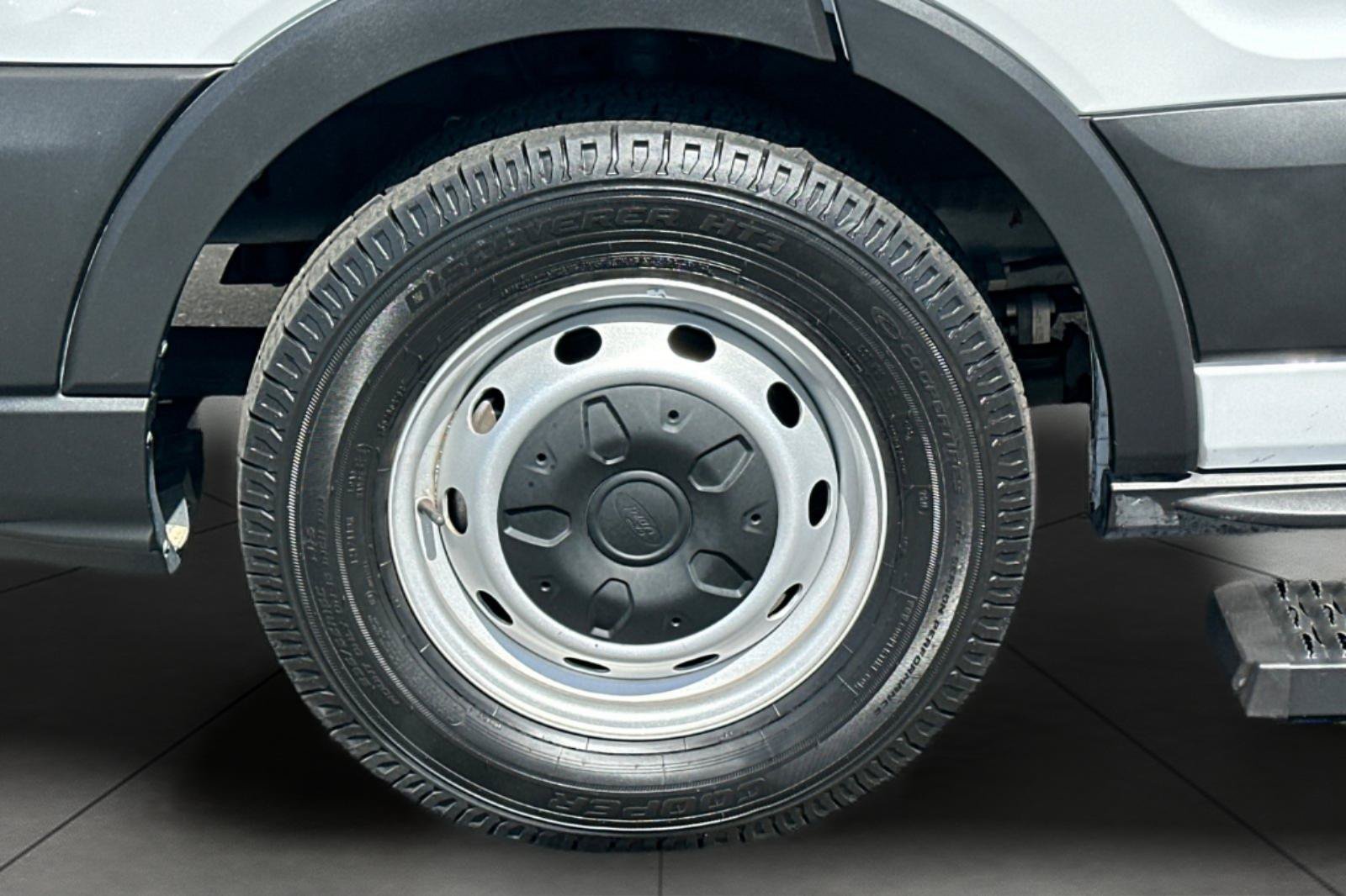 Certified 2021 Ford Transit 150 XL RWD image 30