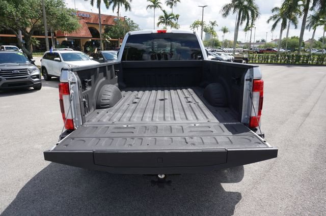 Certified 2019 Ford F450 Platinum w/ Platinum Ultimate Package AWD/4WD image 12