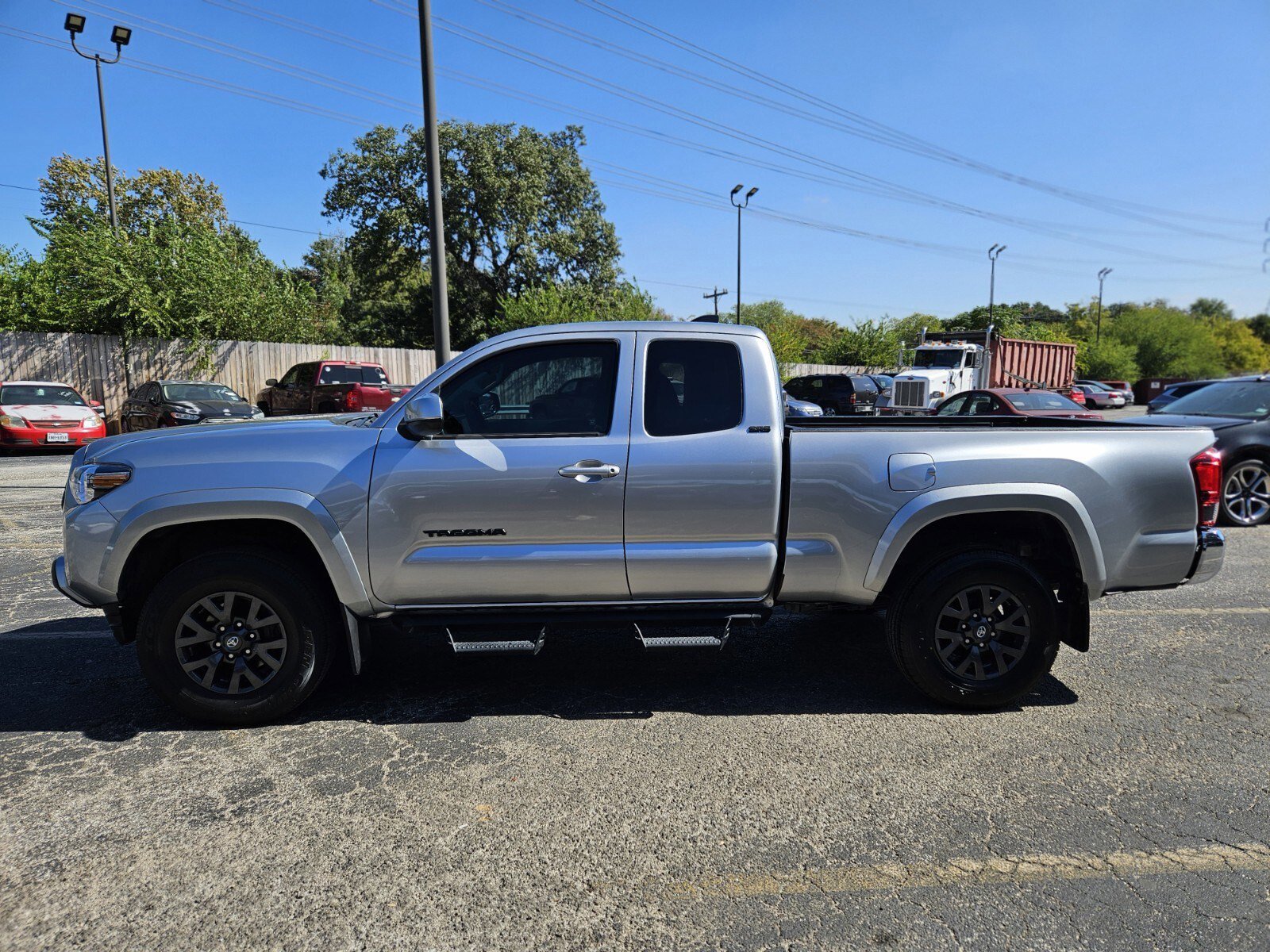 Used 2023 Toyota Tacoma SR5 image 6