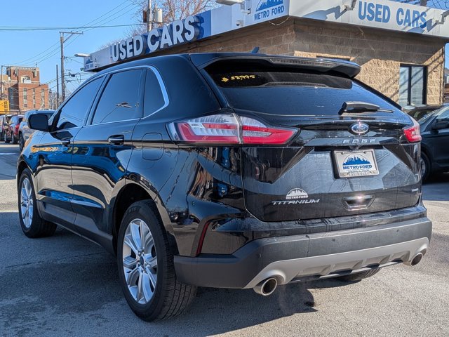 Certified 2022 Ford Edge Titanium AWD/4WD image 6