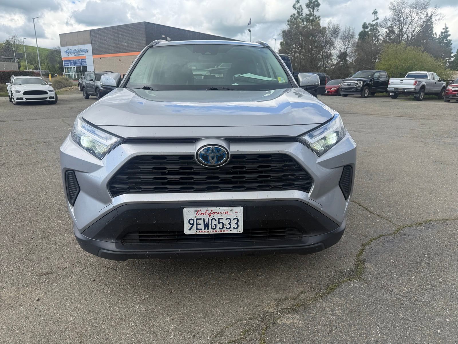 Used 2023 Toyota RAV4 XLE w/ Convenience Package image 8