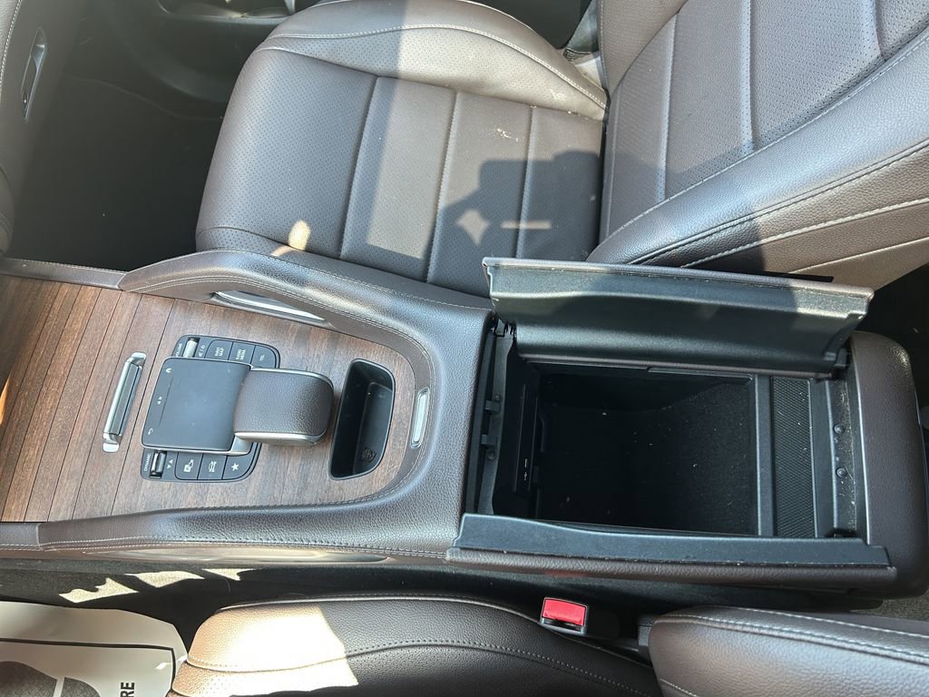 Used 2022 Mercedes-Benz GLE 350 4MATIC w/ AMG Line Exterior image 29