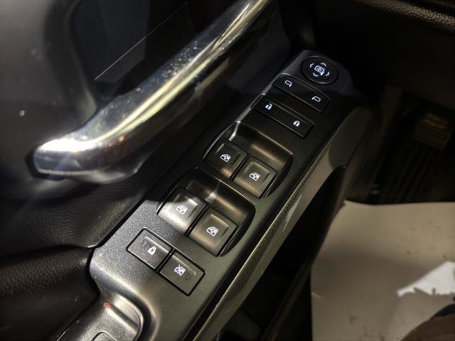 Used 2018 Chevrolet Silverado 1500 LT w/ All Star Edition image 15