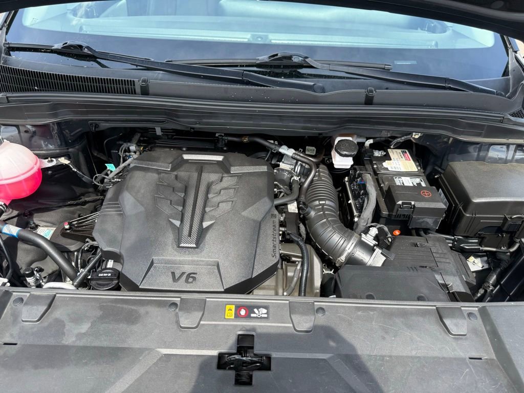 Used 2024 Kia Carnival LX FWD image 61