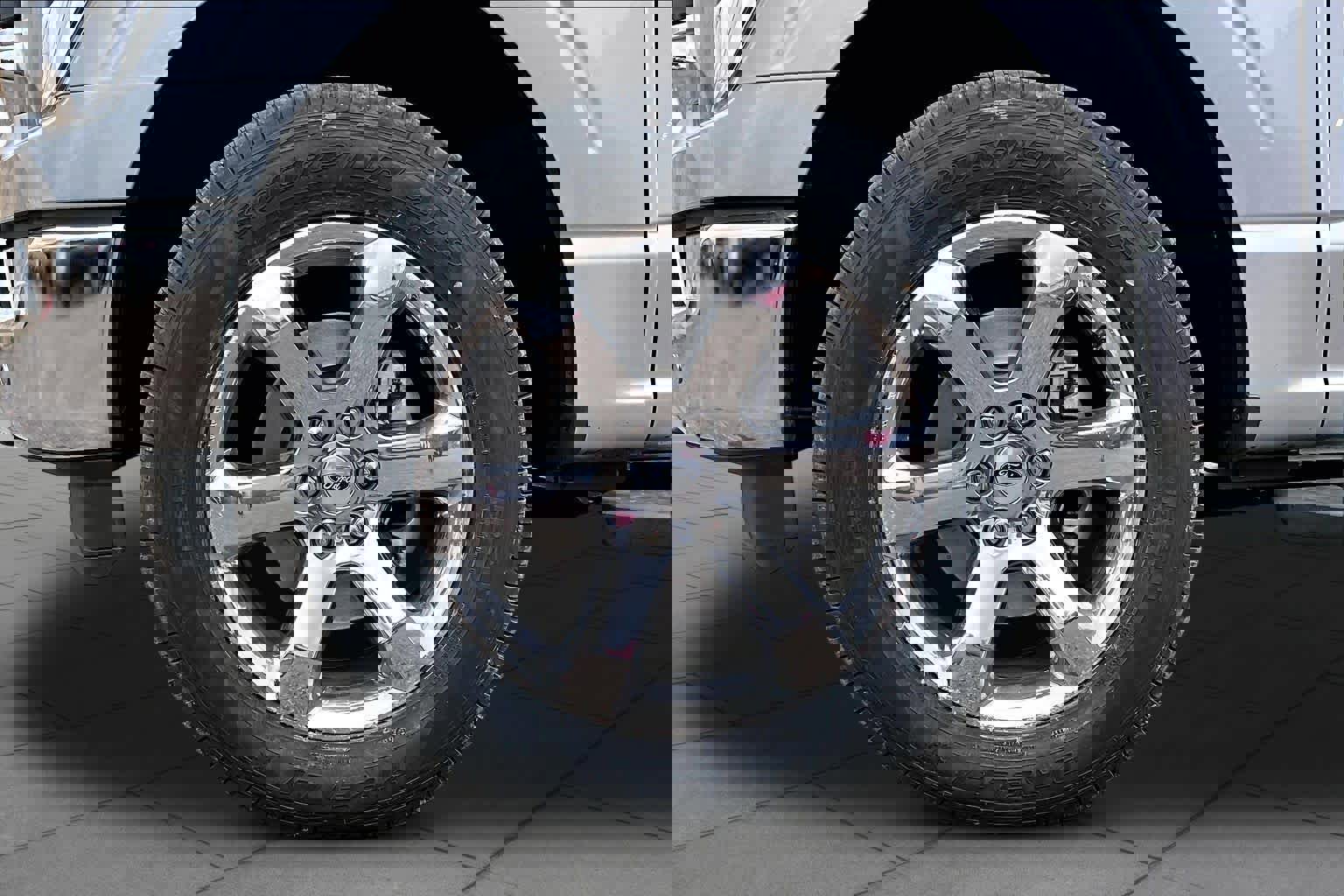 Certified 2022 Ford F150 XLT w/ Equipment Group 302A High image 11