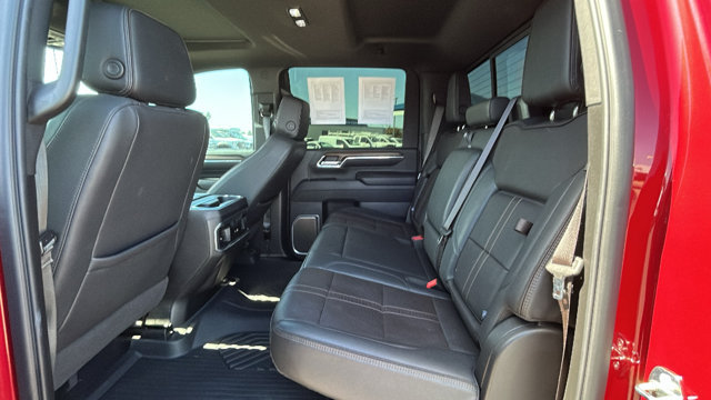 Used 2024 Chevrolet Silverado 2500 High Country w/ High Country Premium Package AWD/4WD image 15