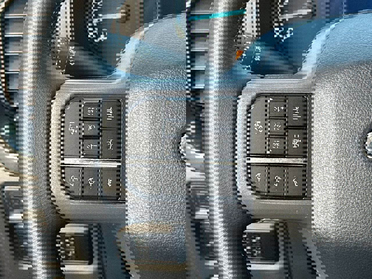 Certified 2023 Ford F150 XLT w/ Equipment Group 302A High image 26